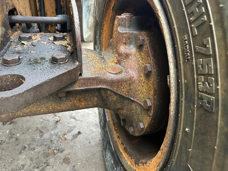 Chargeuse sur pneus Case 621 F Extra Function