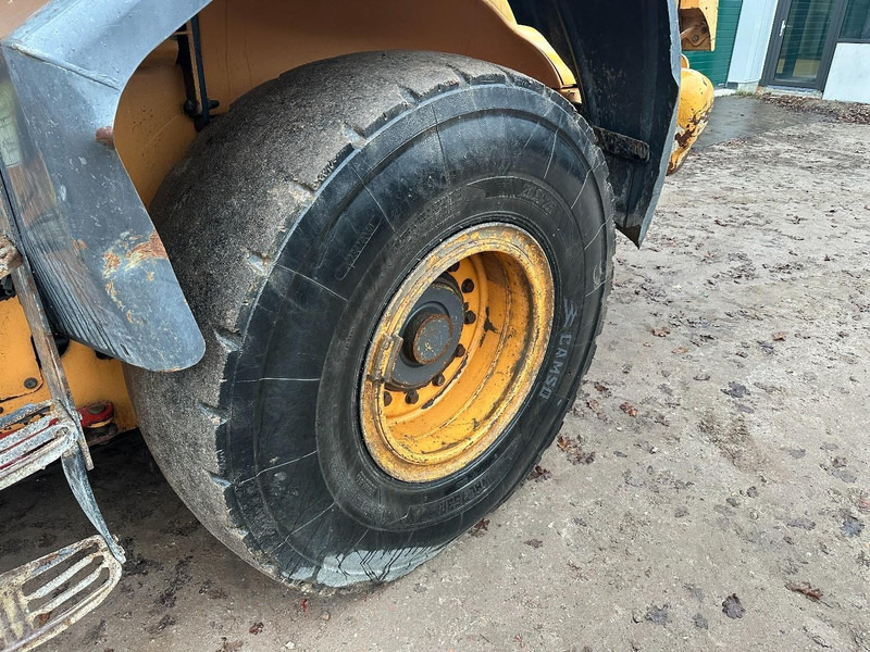 Chargeuse sur pneus Case 621 F Extra Function