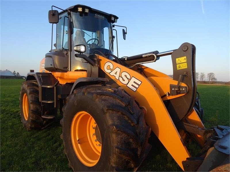 Chargeuse sur pneus Case 721G