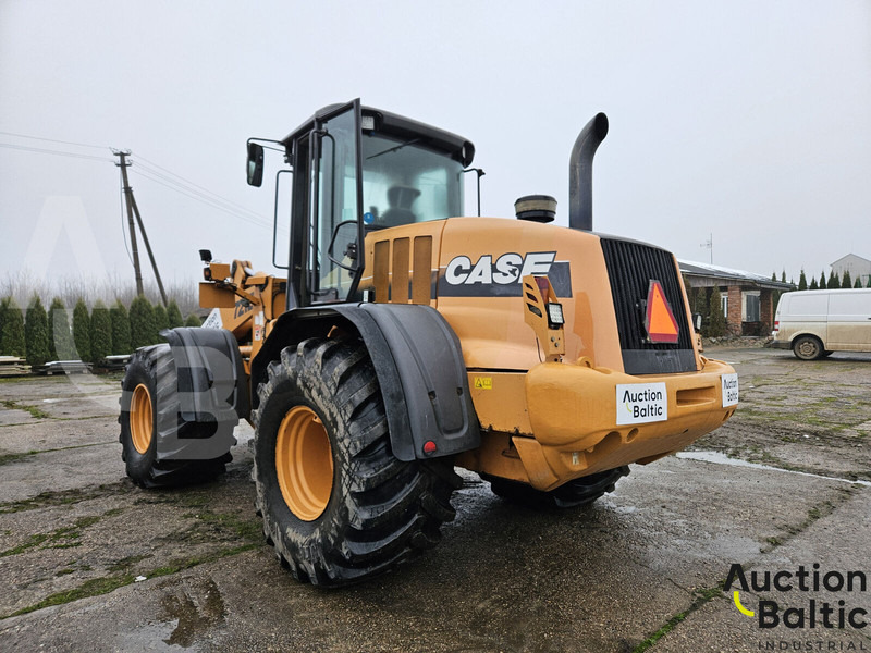 Chargeuse sur pneus Case 721 E