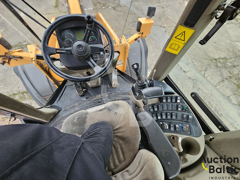 Chargeuse sur pneus Case 721 E