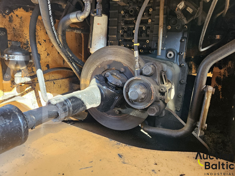 Chargeuse sur pneus Case 821 F