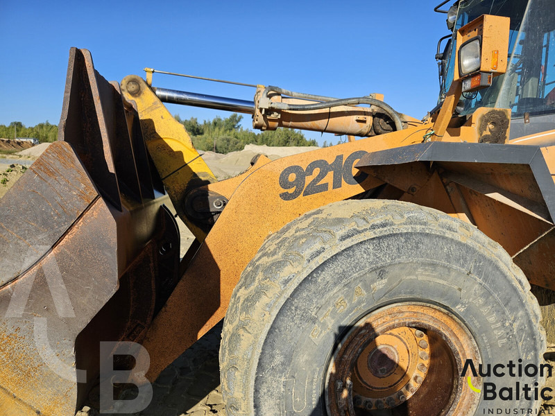 Chargeuse sur pneus Case 921C/2