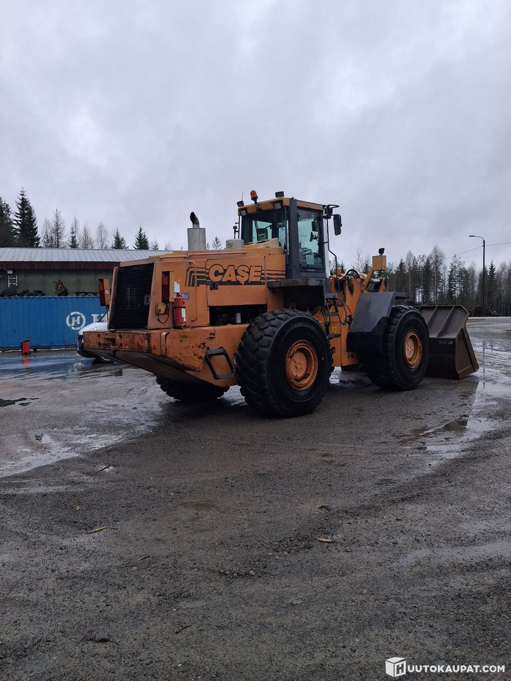 Chargeuse sur pneus Case 921, 2000, Rautalampi