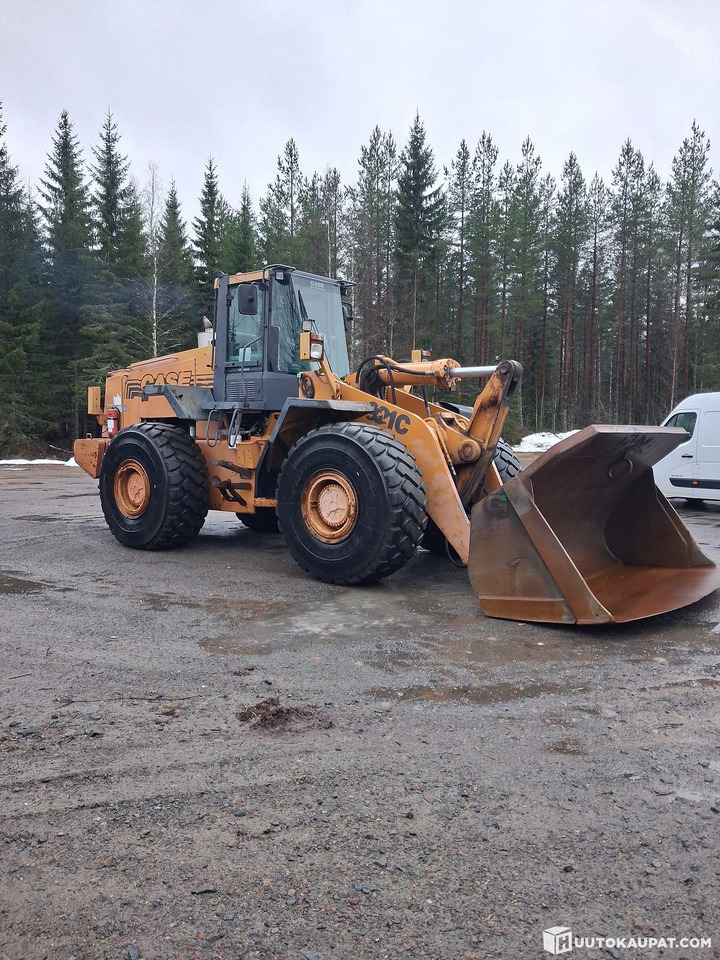 Chargeuse sur pneus Case 921, 2000, Rautalampi