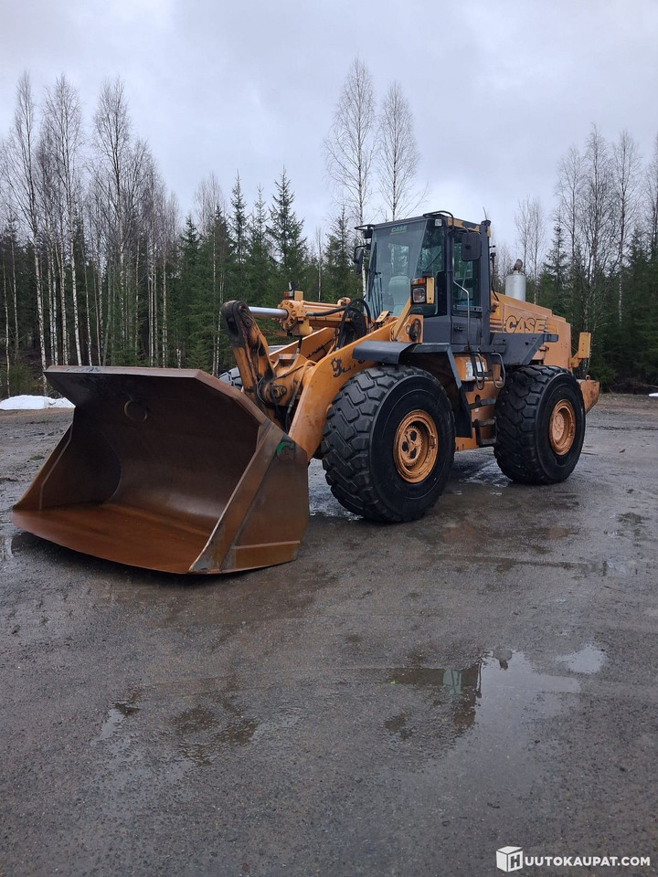Chargeuse sur pneus Case 921, 2000, Rautalampi