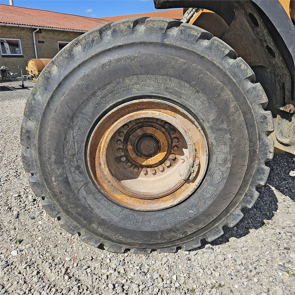 Chargeuse sur pneus Case 921 E