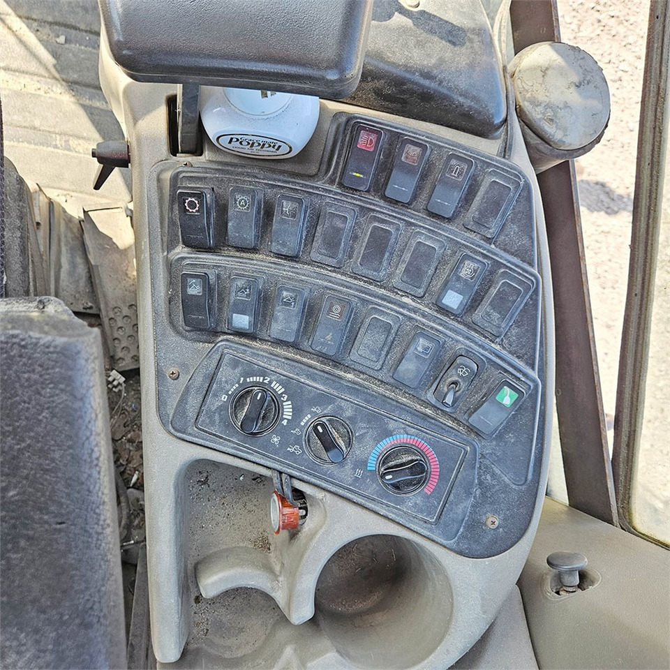 Chargeuse sur pneus Case 921 E