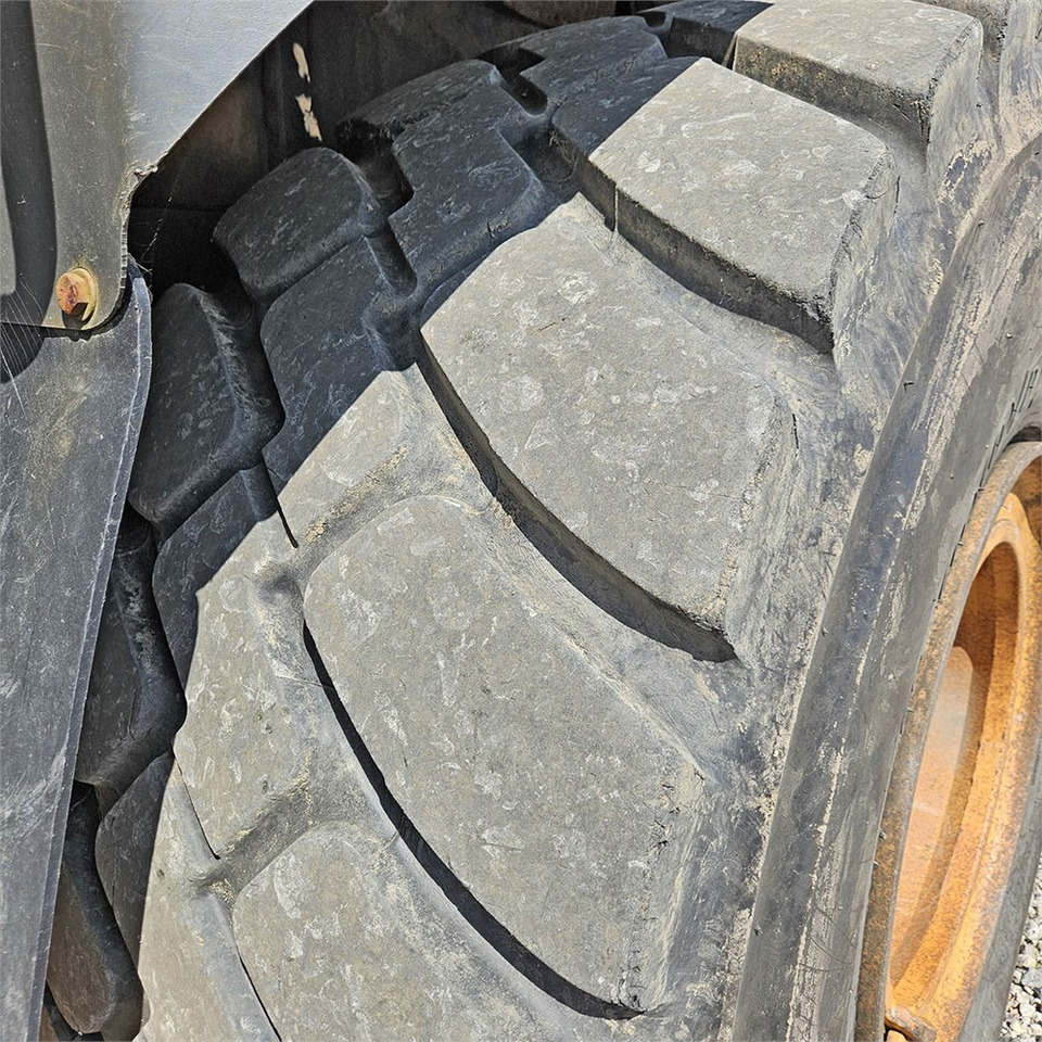 Chargeuse sur pneus Case 921 E