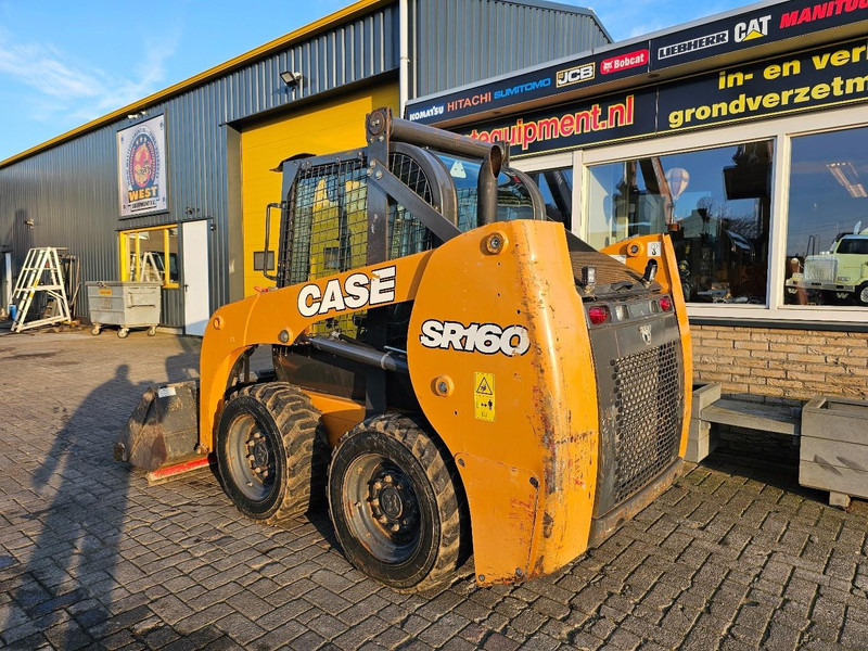 Chargeuse sur pneus Case SR160