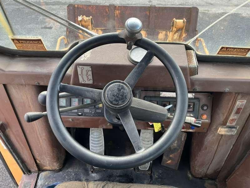 Chargeuse sur pneus Case W14