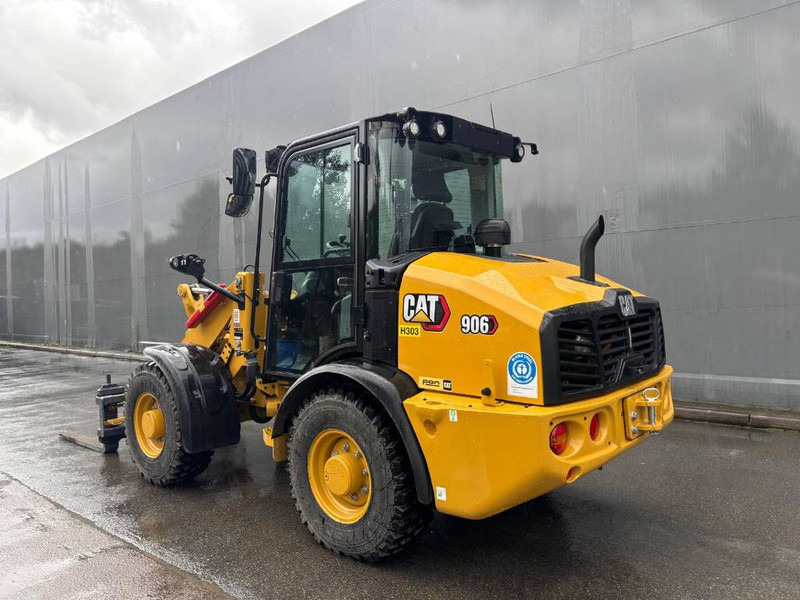 Chargeuse sur pneus Cat 906