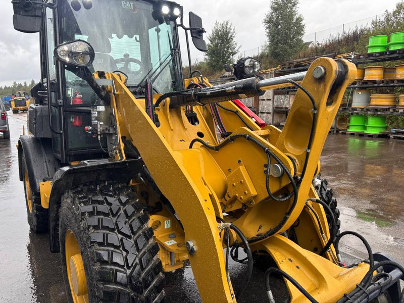 Chargeuse sur pneus Cat 906