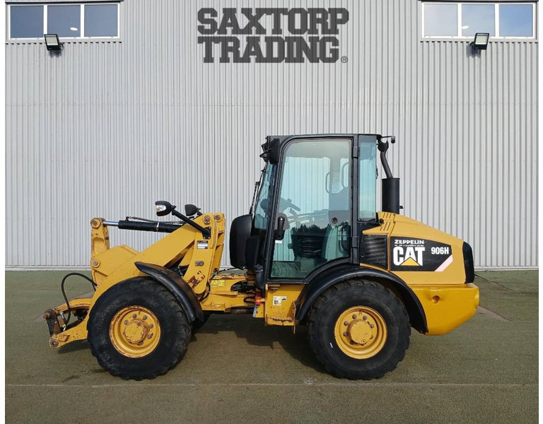 Chargeuse sur pneus Cat 906H, Hjullastare