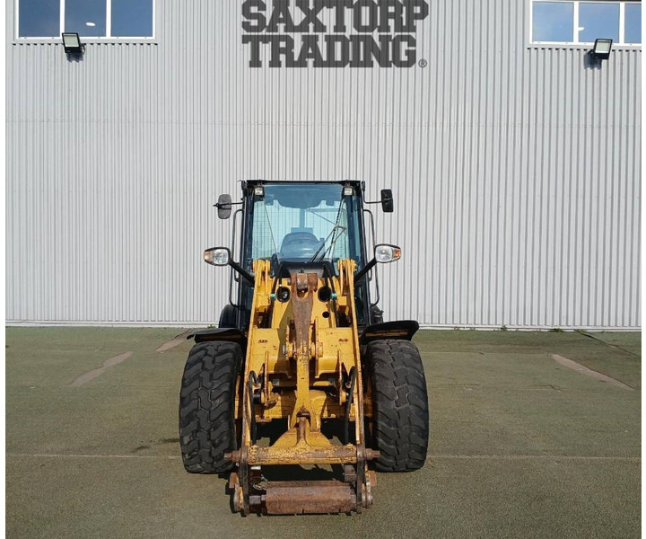 Chargeuse sur pneus Cat 906H, Hjullastare