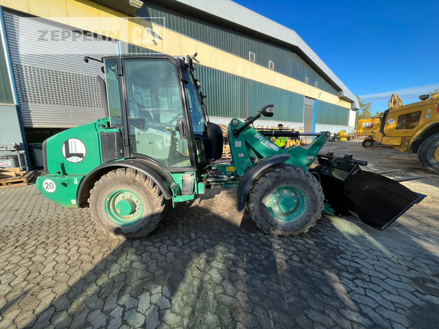 Chargeuse sur pneus Cat 906M