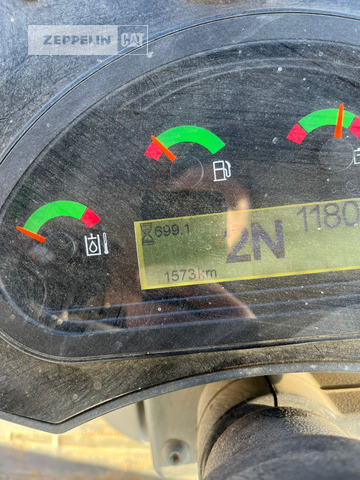 Chargeuse sur pneus Cat 906M