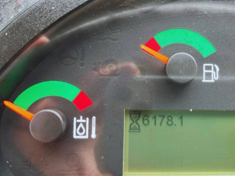 Chargeuse sur pneus Cat 906 M 2016