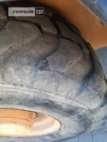 Chargeuse sur pneus Cat 907H