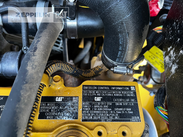 Chargeuse sur pneus Cat 907M