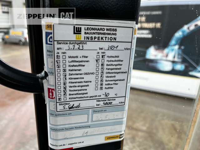 Chargeuse sur pneus Cat 907M