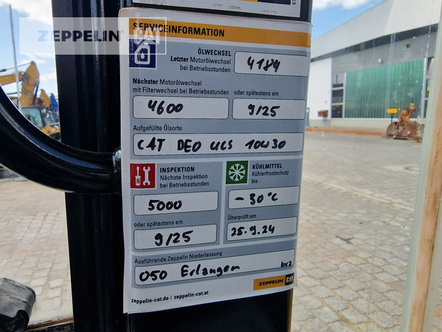 Chargeuse sur pneus Cat 907M