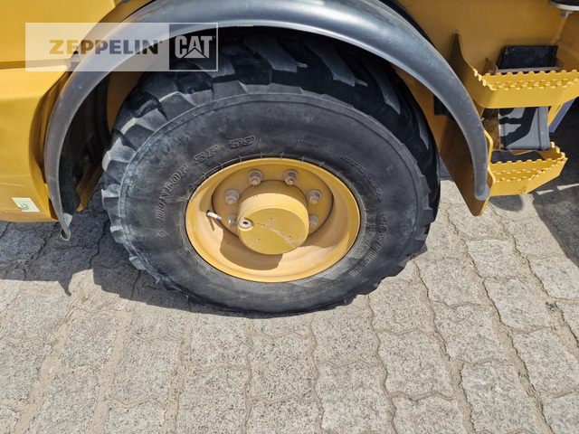 Chargeuse sur pneus Cat 907M