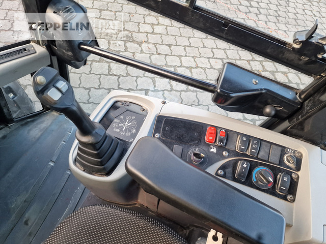 Chargeuse sur pneus Cat 907M