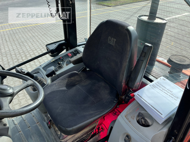 Chargeuse sur pneus Cat 908H