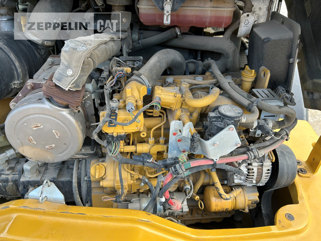 Chargeuse sur pneus Cat 908M