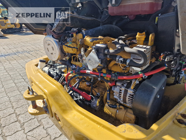 Chargeuse sur pneus Cat 908M