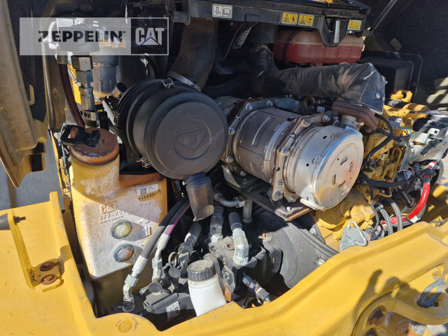 Chargeuse sur pneus Cat 908M