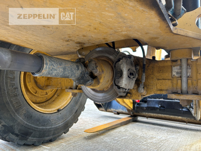 Chargeuse sur pneus Cat 908M