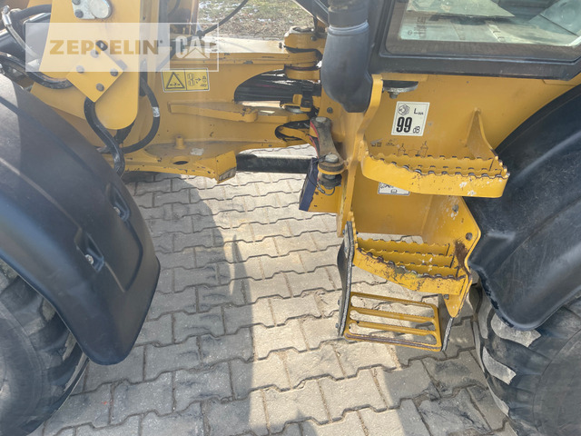 Chargeuse sur pneus Cat 908M