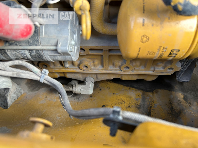 Chargeuse sur pneus Cat 908M