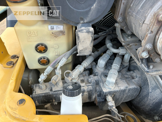 Chargeuse sur pneus Cat 908M