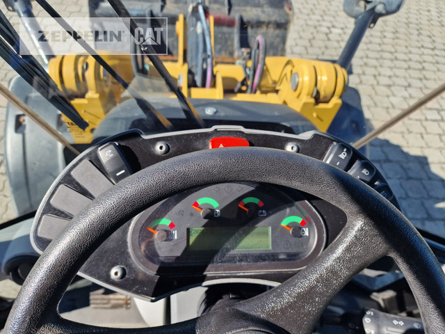 Chargeuse sur pneus Cat 908M