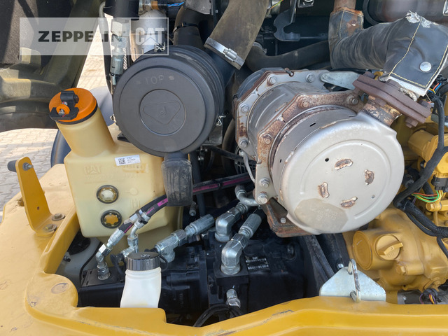 Chargeuse sur pneus Cat 908M