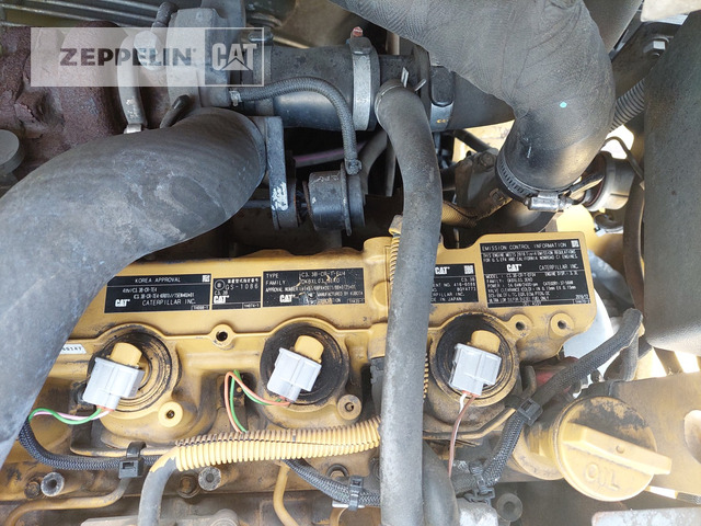 Chargeuse sur pneus Cat 908M