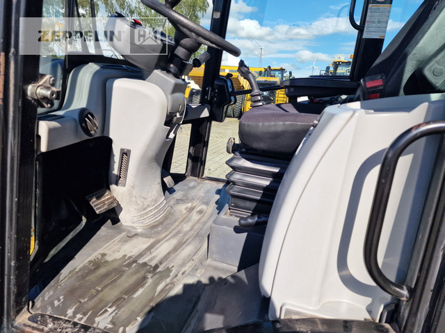 Chargeuse sur pneus Cat 908M