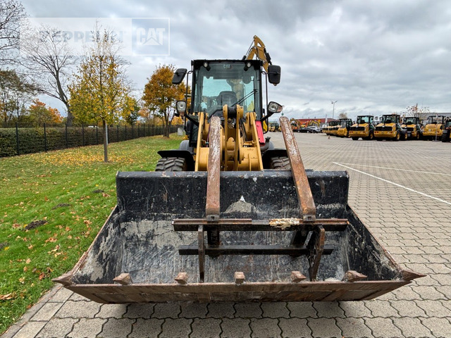 Chargeuse sur pneus Cat 908-14