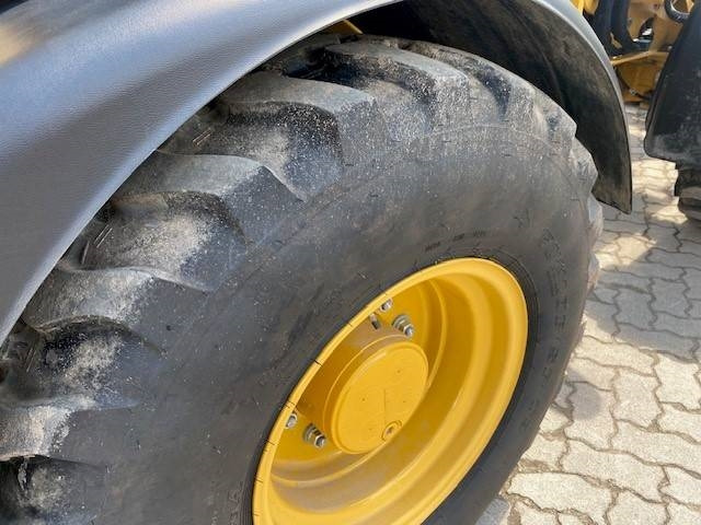 Chargeuse sur pneus Cat 908-14A MIETE / RENTAL (12002096)