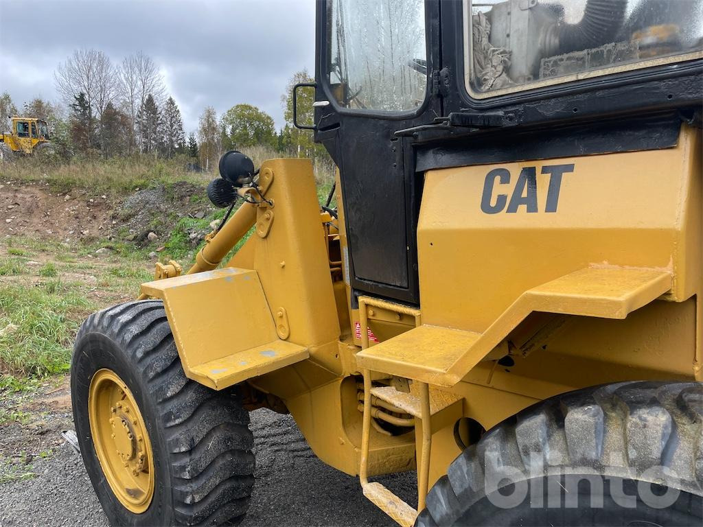 Chargeuse sur pneus Cat 910 Reparationsobjekt