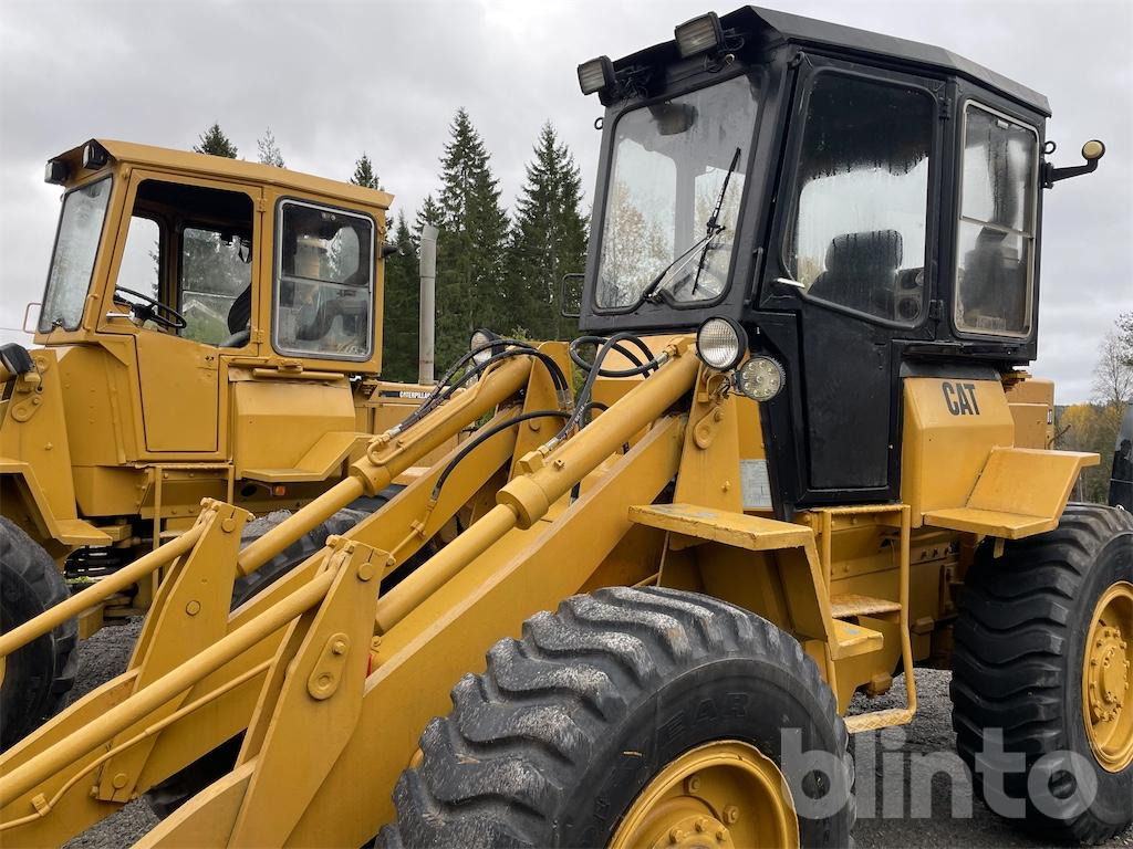 Chargeuse sur pneus Cat 910 Reparationsobjekt