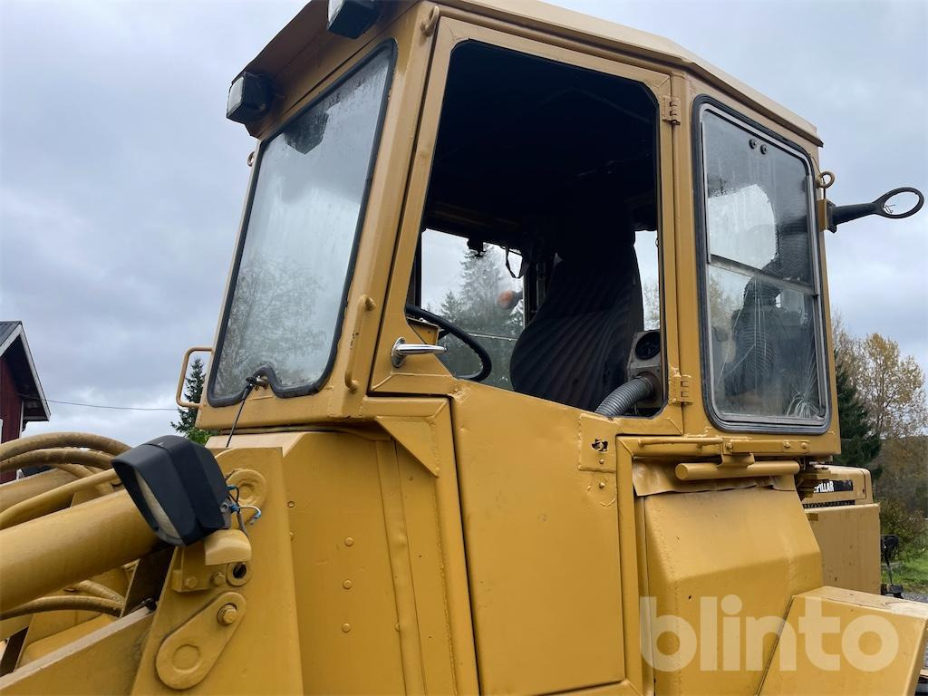 Chargeuse sur pneus Cat 910 Reparationsobjekt