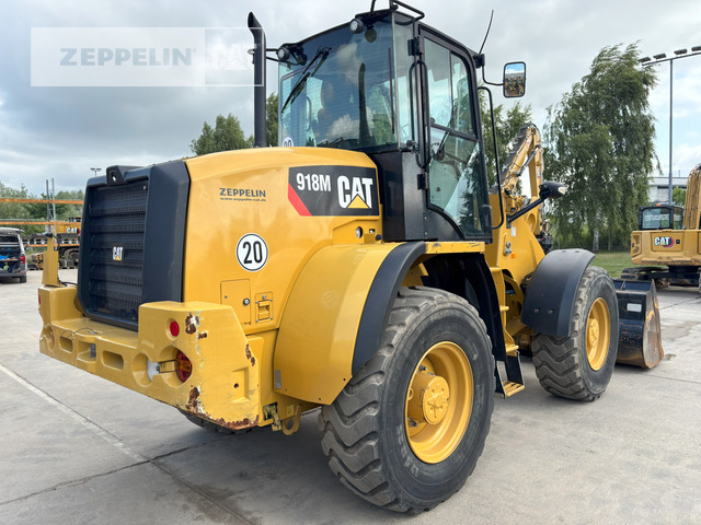 Chargeuse sur pneus Cat 918M