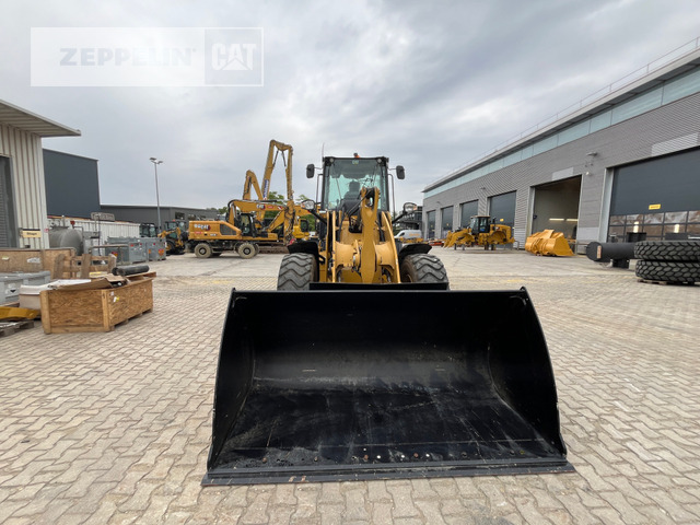 Chargeuse sur pneus Cat 918M