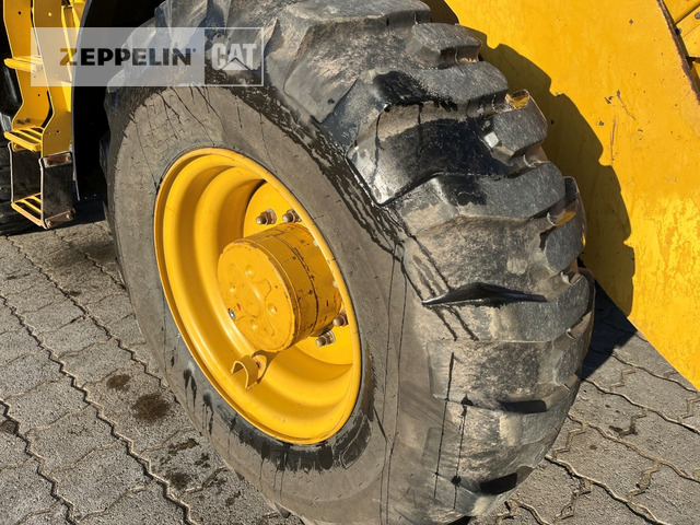 Chargeuse sur pneus Cat 918M