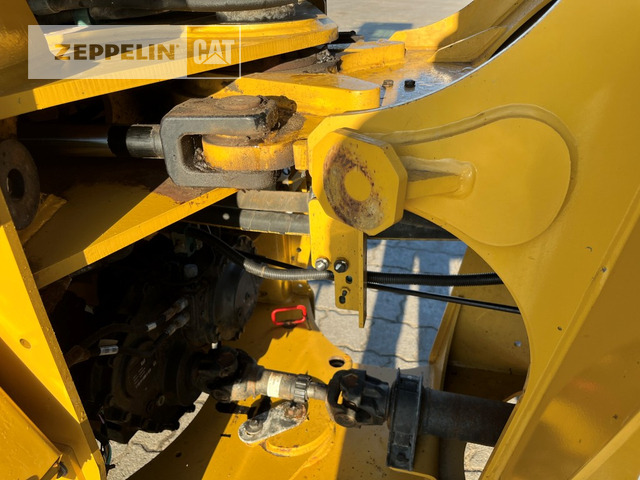 Chargeuse sur pneus Cat 918M