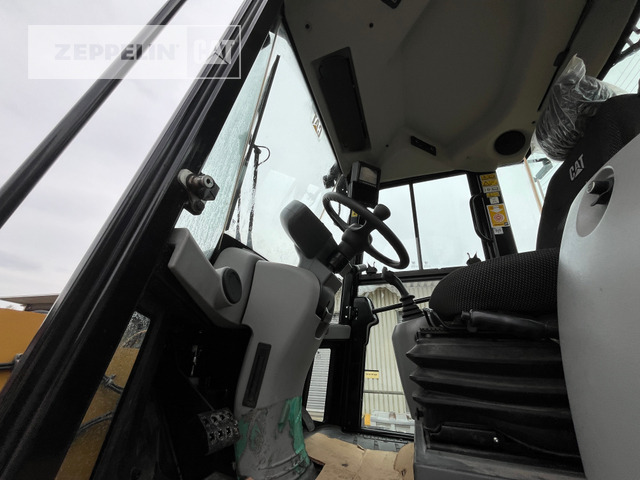 Chargeuse sur pneus Cat 918M